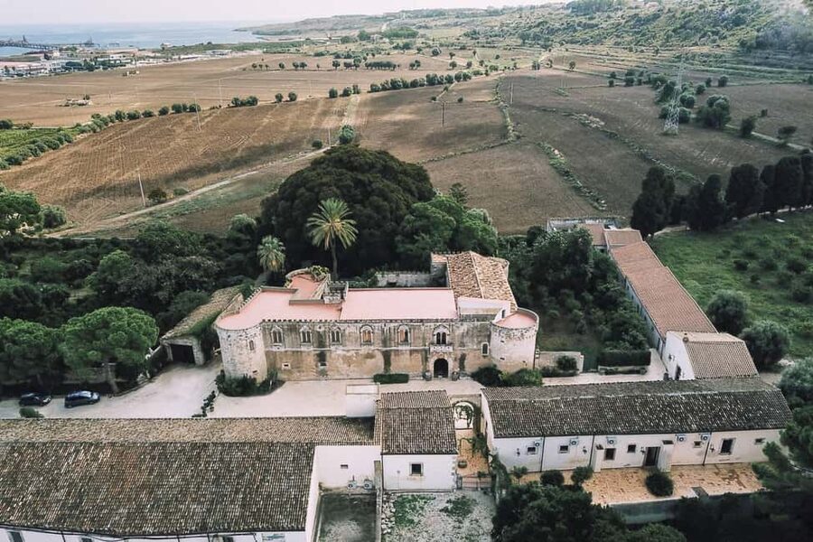 Syracuse: Exclusive Sicilian Wine Tasting Experience - A small group with a personal feel