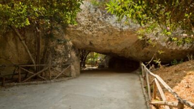 Greek Theater and Neapolis Guided Private Tour