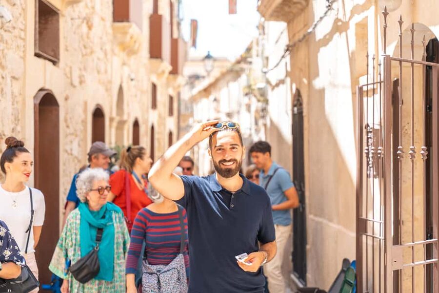 Syracuse: Guided Street Food Tour in Ortigia - Why this Ortigia food walk works so well