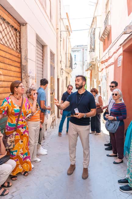 Syracuse: Guided Street Food Tour in Ortigia - Coffee and an arancino near Piazza Duomo