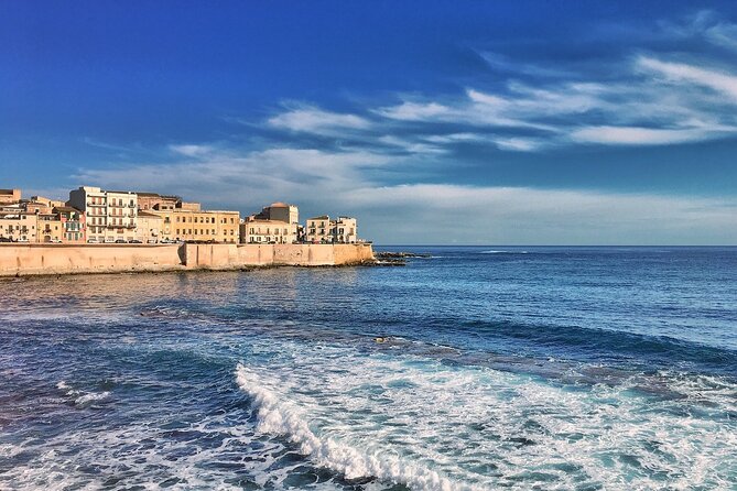 Syracuse half day boat tour along Ortigia Island - Why Ortigia is best seen from a boat