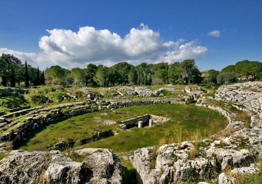 Syracuse: Neapolis Archaeological Park Small Group Tour - Latomie del Paradiso and Grotta dei Cordari