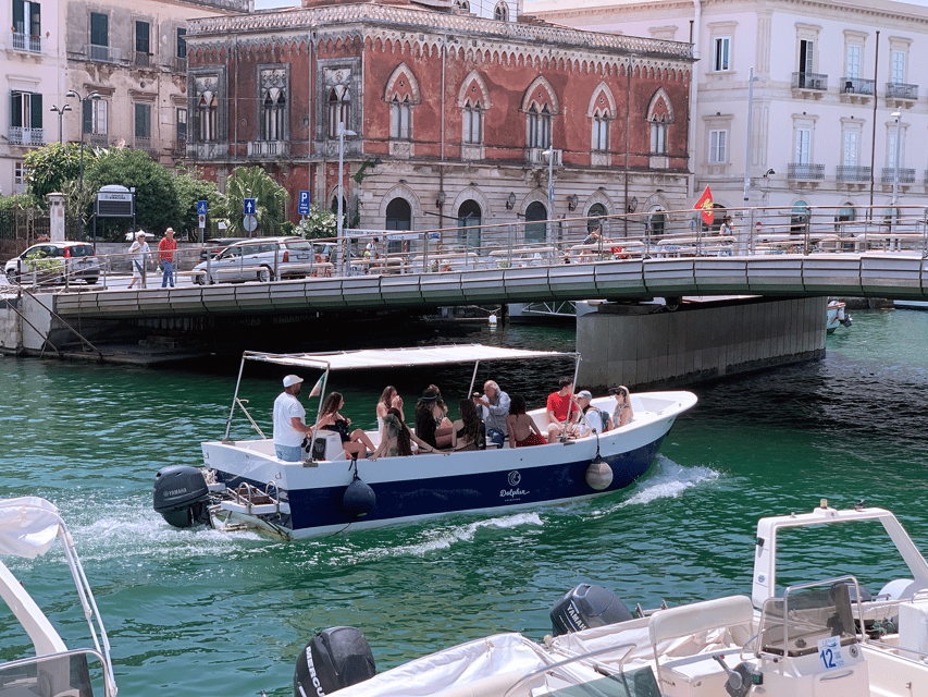 Syracuse: Ortigia and Sea Caves Excursion by Boat - Why a one-hour cruise works well in Ortigia