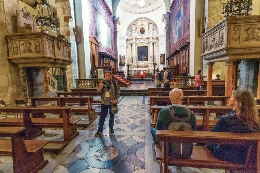 Syracuse: Ortigia Classic Walking Tour - The Aretusa Spring and the waterfront