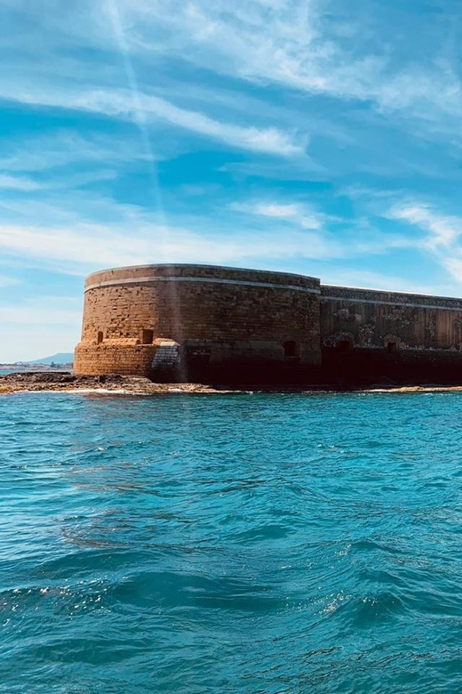 Syracuse: Private boat tour of Ortigia and sea caves - A private boat changes the mood