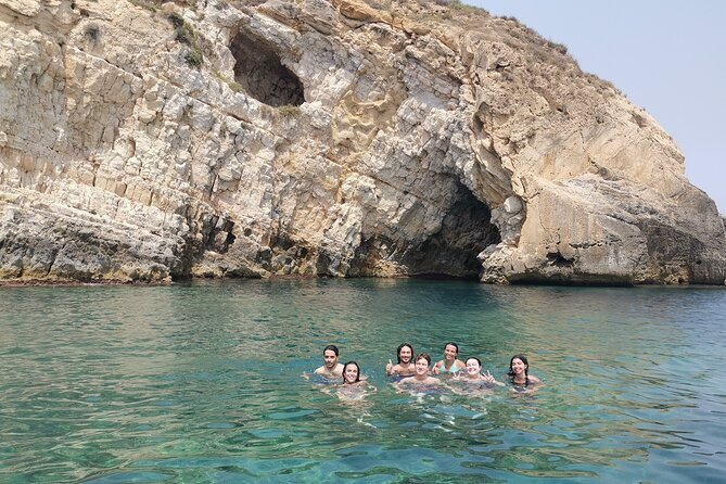 Syracuse private boat with aperitif - Entering three sea caves around Syracuse