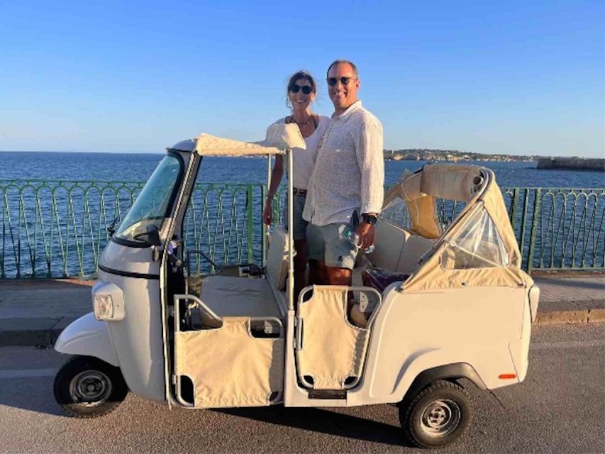 Syracuse: Private Tour of Ortygia on a Tuk Tuk - Piazza Duomo and Syracuse Cathedral