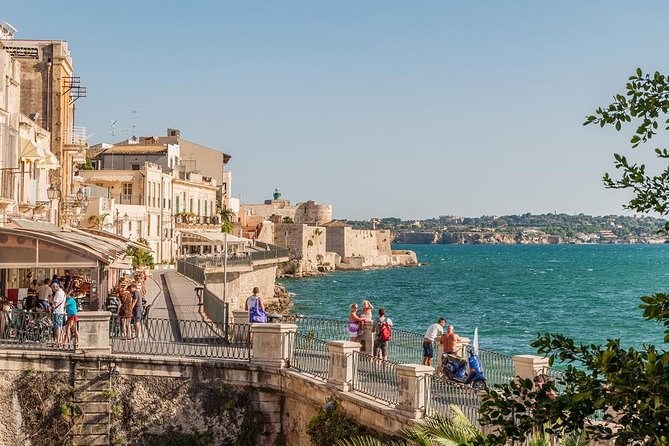 Syracuse Private Walking Tour with Traditional Lunch and Wine - Is $265.05 per person a fair price?