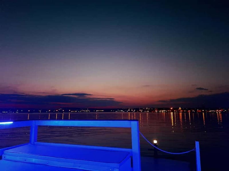 Syracuse: Sunset cruise including aperitif and swim stop - A Sicilian aperitif with prosecco