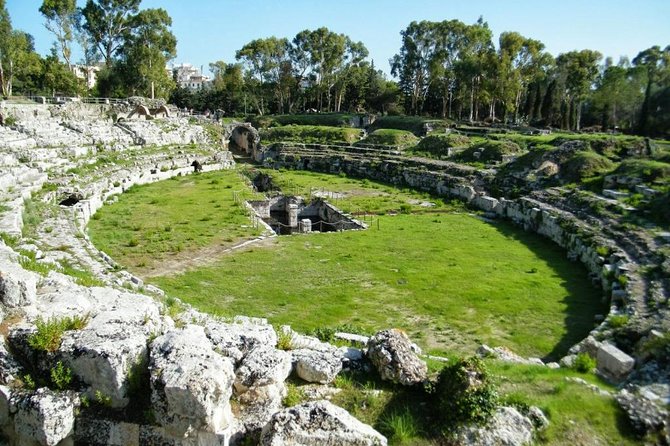 Syracuse: tour of the Neapolis Archaeological Park (max 6 guests) - The Greek Theater, built for scale