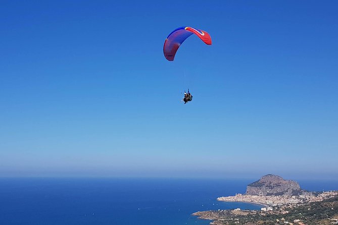 Tandem Paragliding Flight in Cefalù - Pickup, trains, and the meeting point
