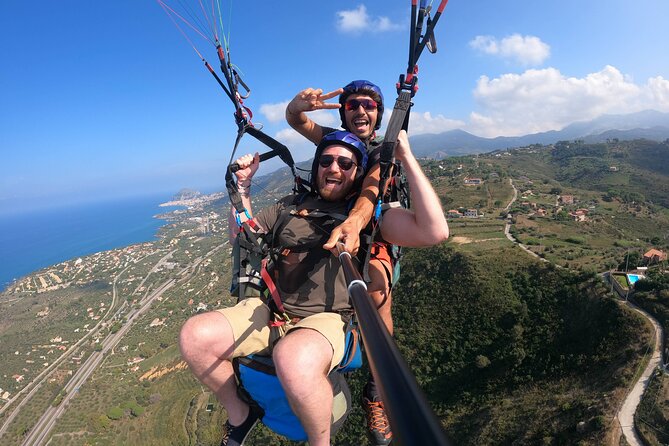 Tandem Paragliding Flight in Taormina - My practical take on the one-hour format