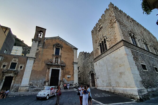 Taormina: A Self-Guided Audio Tour of Sicily’s Hilltop Town - Corso Umberto, Taormina’s pedestrian spine