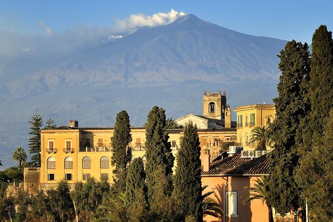 Taormina and Castelmola private and guided tour with Arancino - Castelmola takes you above Taormina