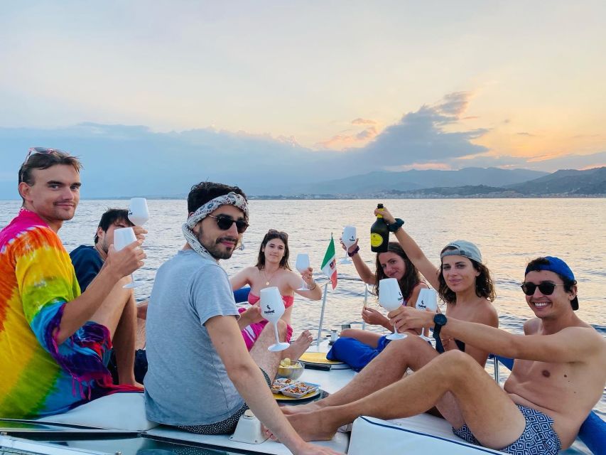 Taormina and Giardini Naxos 3/5/7 hours by PRIVATE BOAT - Setting out from Pizzichella