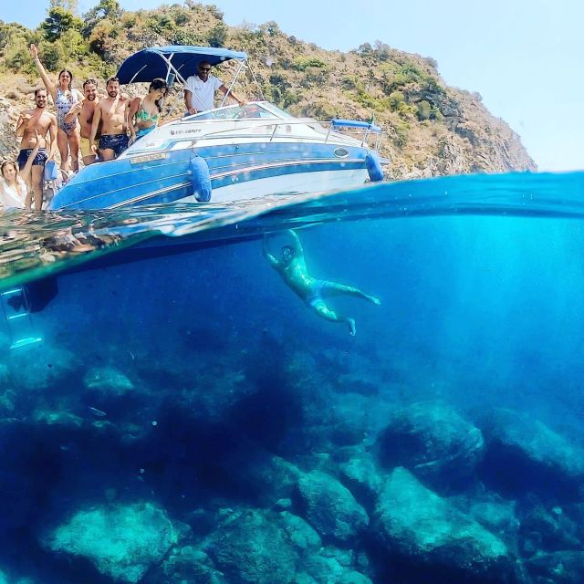 Taormina and Giardini Naxos 3/5/7 hours by PRIVATE BOAT - Isola Bella and the swimming stops