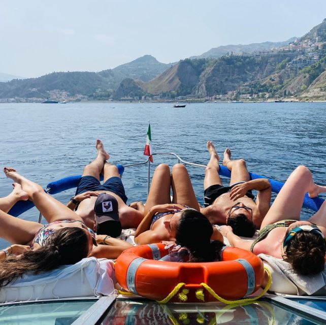 Taormina and Giardini Naxos 3/5/7 hours by PRIVATE BOAT - How the price works for your group