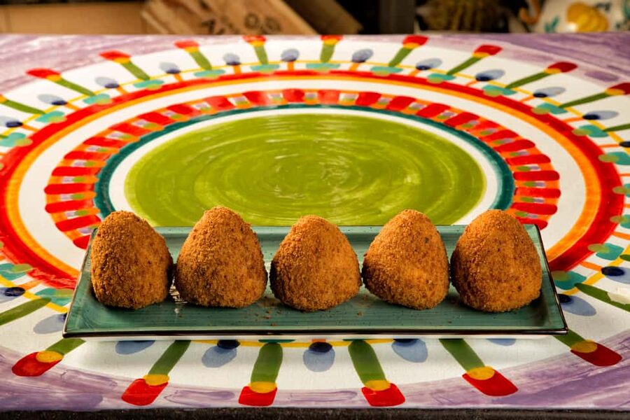 Taormina: Arancino Making Class with Drinks - Key points at a glance