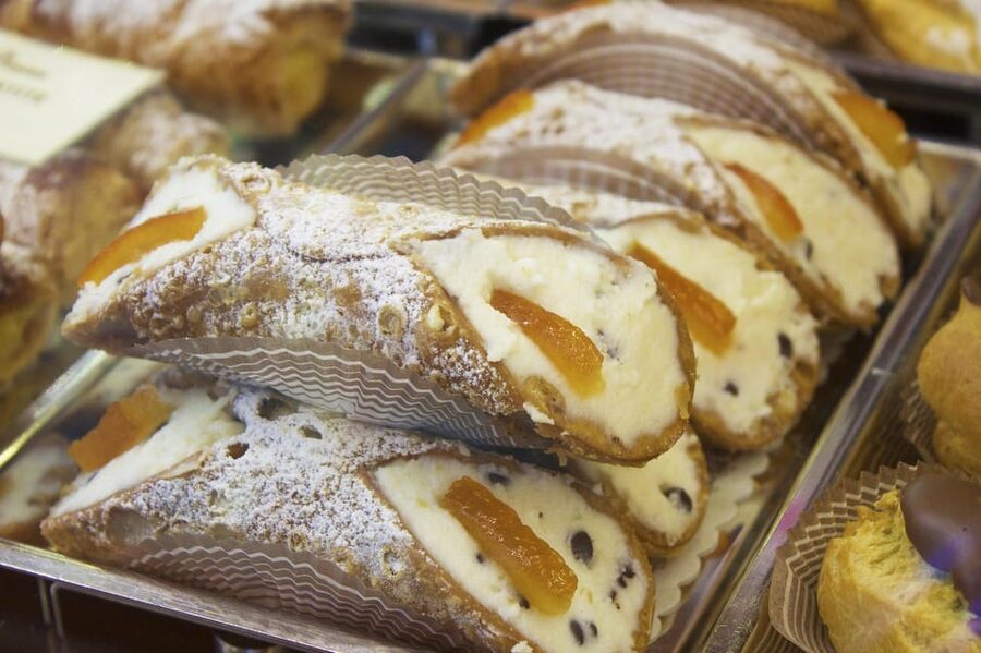 Taormina: Cannoli Making Class - Why making cannoli beats simply ordering one