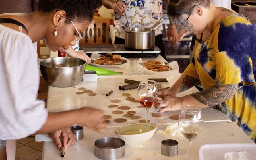 Taormina: Cannolo Cooking Class with Completion Certificate - What the Taormina cannoli class is really like
