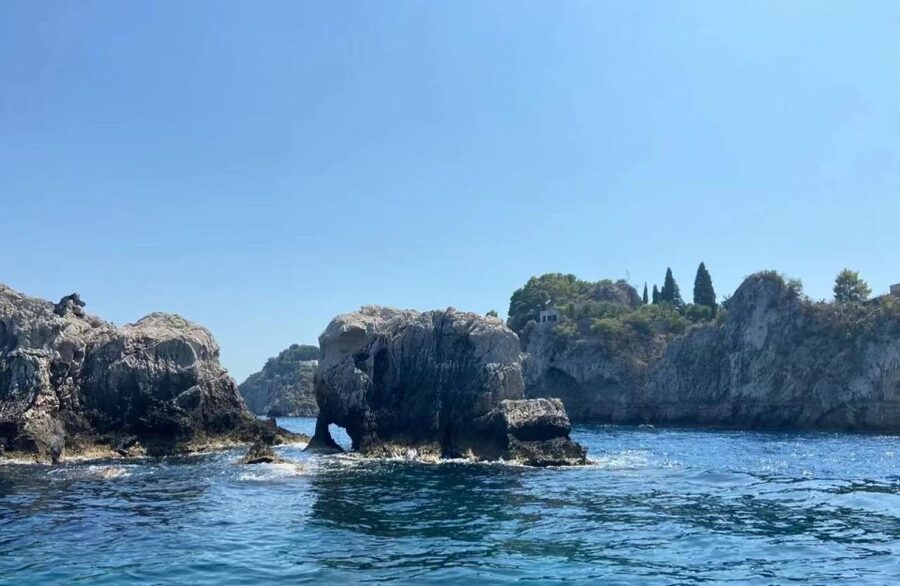 Taormina Coast Tour and Searching Dolphins - Who will enjoy this boat trip most