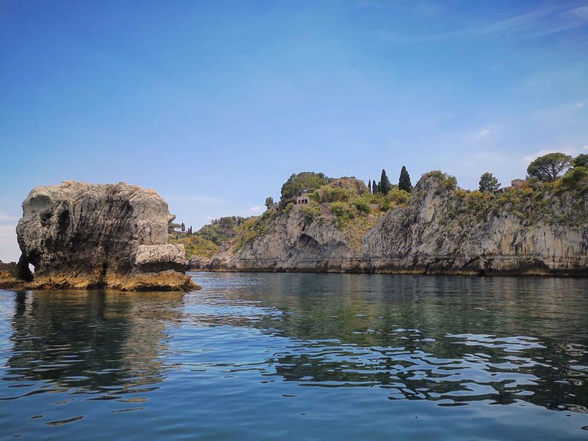 Taormina: Coastal Highlights Cruise with Wine & Food Tasting - Key points at a glance