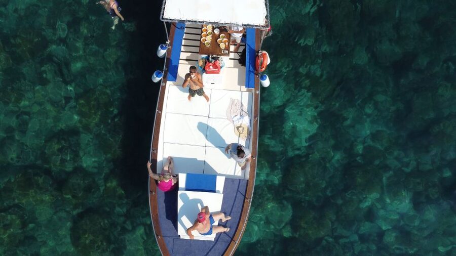 Taormina: Coastal Highlights Cruise with Wine & Food Tasting - Leaving Taormina for the bays and caves