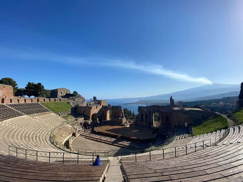 Taormina: exclusive tour with food, drinks, and sunset, pick-up from Catania - Granita, brioche, coffee, and cannoli