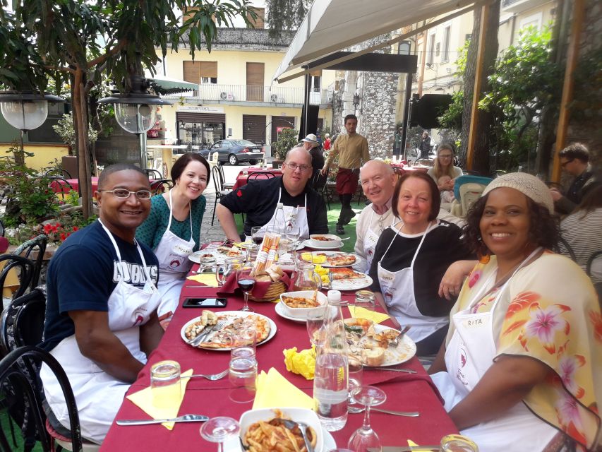 Taormina: Half-Day Pizza Making Class - The first lesson may be pasta, not pizza