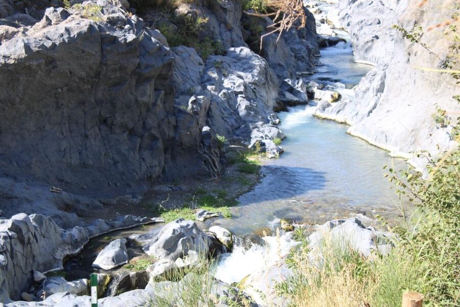 Taormina/Naxos: Mount Etna & Alcantara Gorges Tour w/ Pickup - Who should book this Etna and Alcantara day?