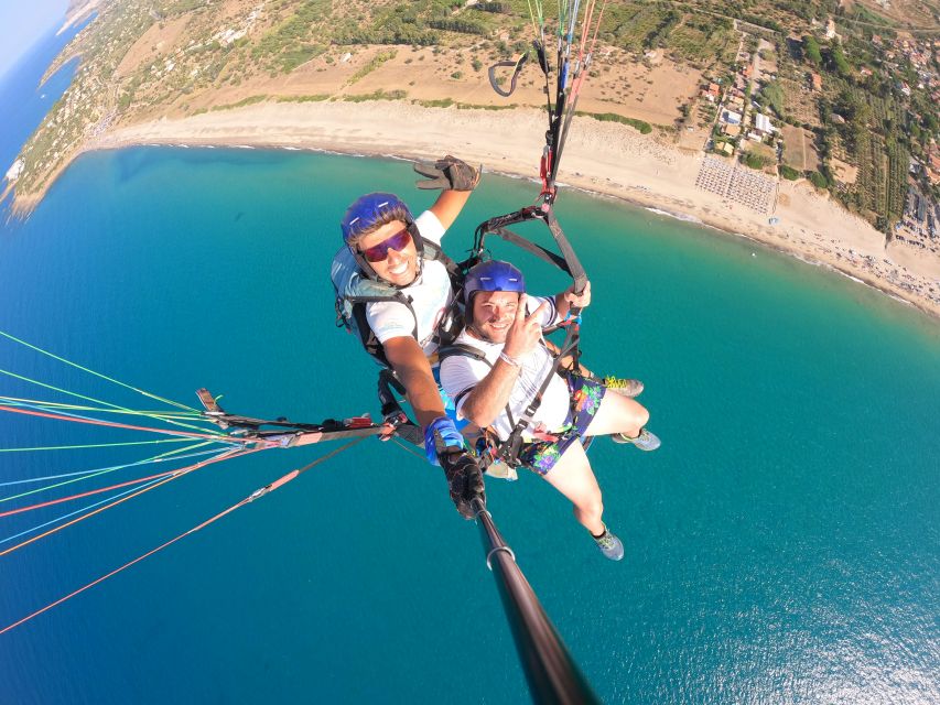 Taormina: Paragliding Tour with Instructor and GoPro Video - Who will enjoy this most