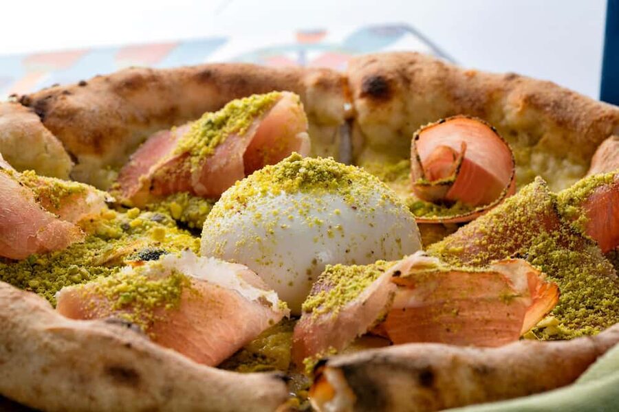 Taormina Pizza making class - The group-size question