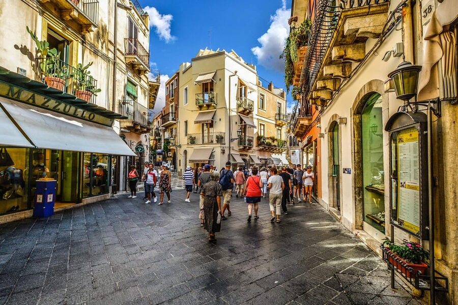 Taormina Private Tour: Discover Hidden Treasures and Dreamscapes - Piazza IX Aprile and Taormina’s postcard view