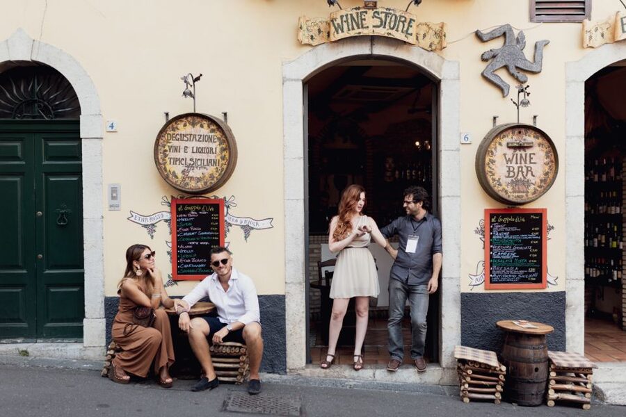 Taormina: Shared or Private Food & Wine Walking Tour - How much food and wine do you actually get?