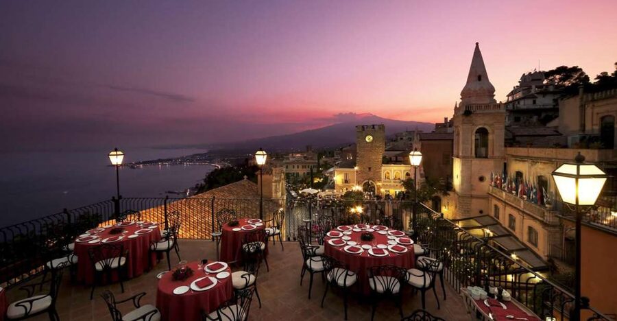 Taormina: Sunset Walking Tour & Aperitif on Rooftop Terrace - Who will get the most from this walk