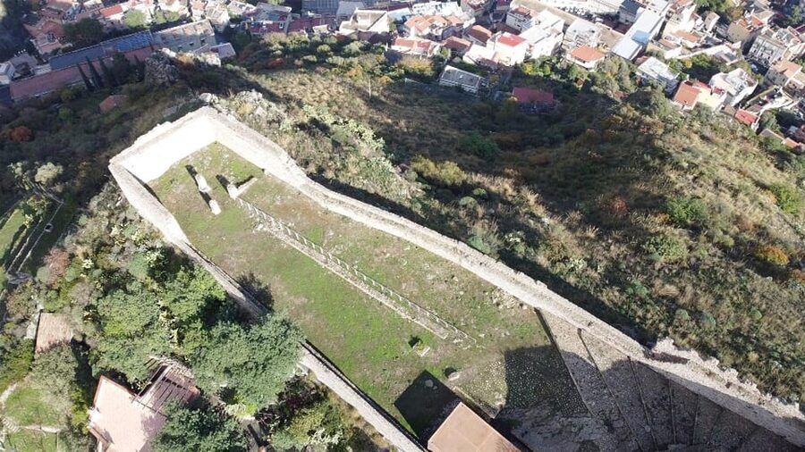 Taormina; Taormina Castle Tour - Entering an 11th-century Arab-Norman fortress