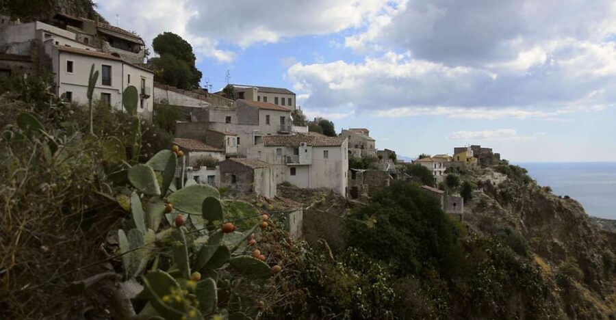 Taormina: The Godfather Film Tour to Savoca and Forza d'Agrò - The church where Michael married Apollonia