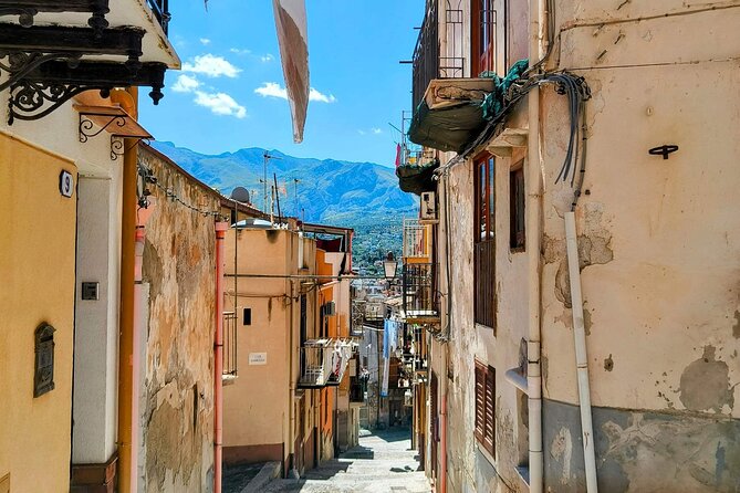 Termini Imerese Walk Tours & Sightseeing - San Giacomo and the medieval Annunziata