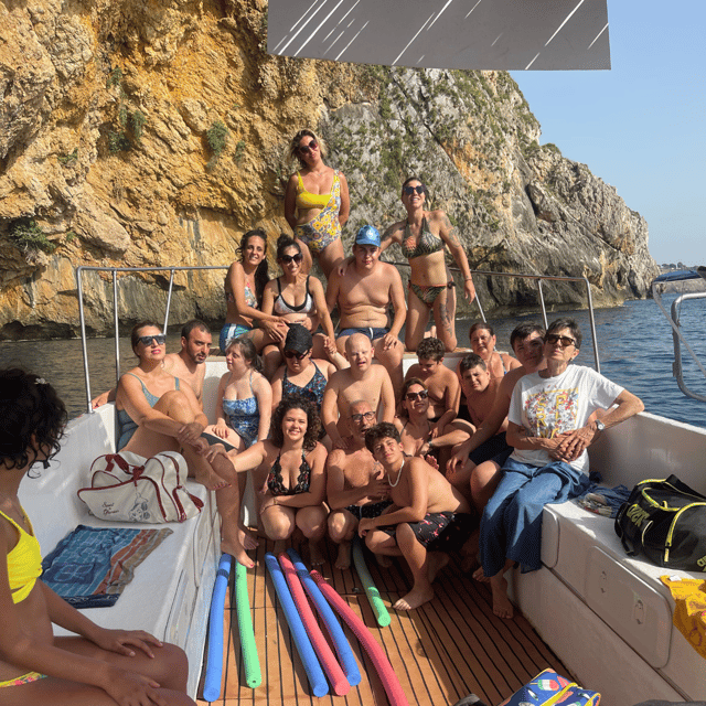 Terrasini: Boat Tour of the Terrasini Caves - Cala Rossa and L’Isolotto