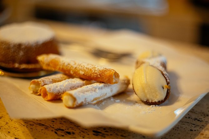 The 10 Tastings of Palermo With Locals: Private Food Tour - The private format and your guide