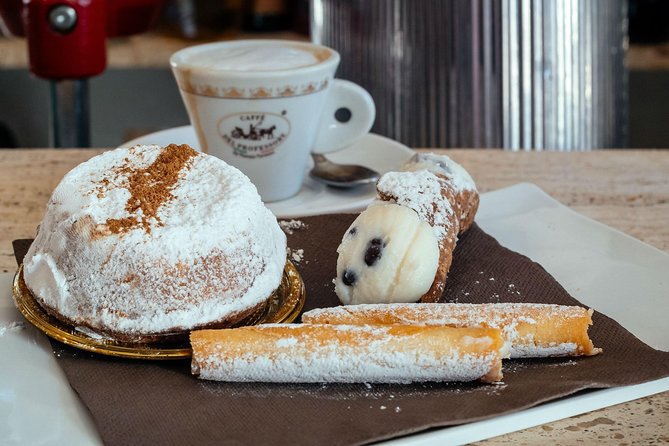 The 10 Tastings of Palermo With Locals: Private Food Tour - Via Volturno 83: starting the walk