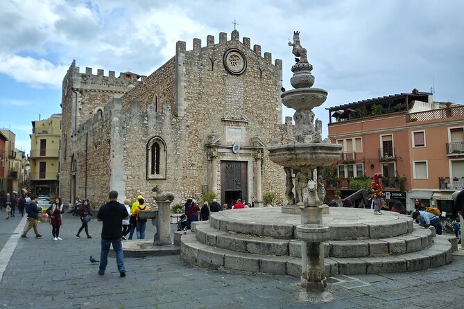 The Godfather and Taormina Tour from Messina - Taormina Cathedral and the Four Fountains
