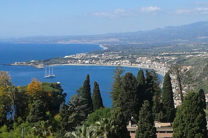 The Pearl of Sicily: Private Taormina Walking Tour - Piazza Duomo, the cathedral, and the medieval quarter