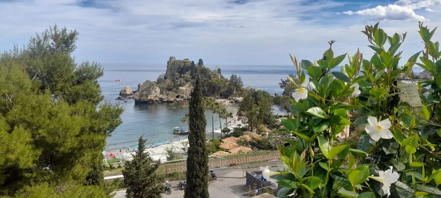 Tour da Messina a Taormina, Castelmola, Isola Bella - Isola Bella: two hours beside the water