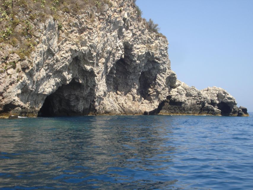 Tour di Giardini Naxos/Taormina, Isola Bella, Grotta Azzurra - Is $41 good value for two hours?