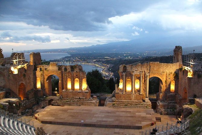 Tour ETNA-TAORMINA-ISOLA BELLA - What this Catania day trip really offers