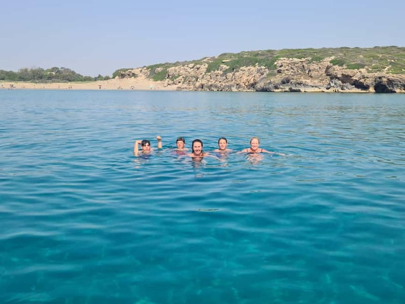 Tour in barca da Avola a Marzamemi/Portopalo di CapoPassero - Calamosche is the first chance to get in the water