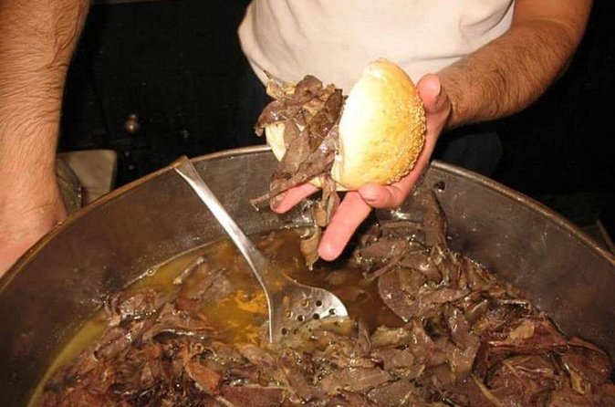 TOUR PALERMO ARABA "A dip in the historical markets and Street Food" - The four-hour pace and the best match for this outing