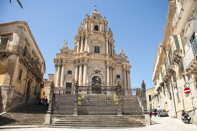 Tour Ragusa Ibla, Modica and Noto, from Syracuse - Is $523.60 fair for up to three people?