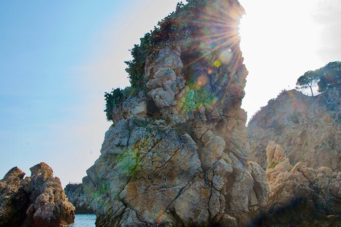 Tour to Baia di Taormina, Isola Bella and Naxos - Music, drinks, and the social side of the trip